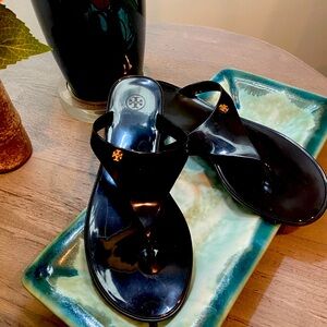 Tory Burch
Studded Jelly Thong Sandals
